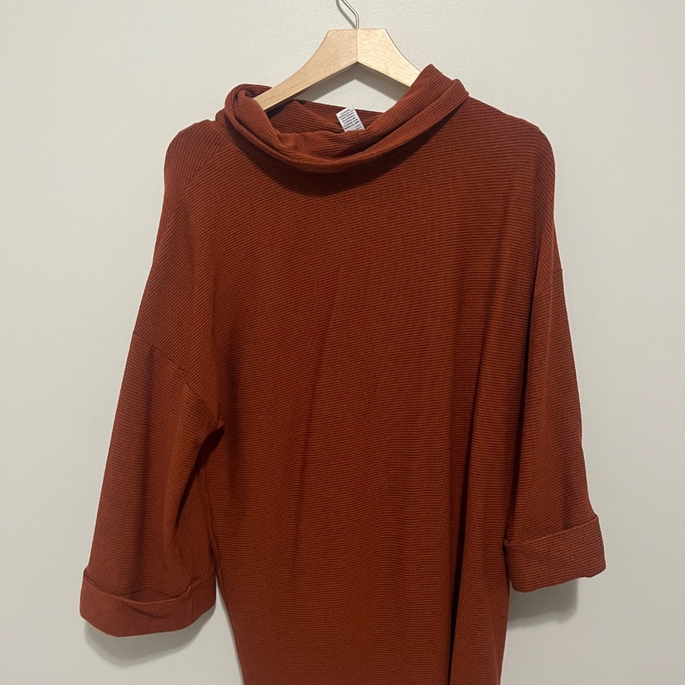 Large Joseph Ribkoff Sweater - Picture 2 of 3